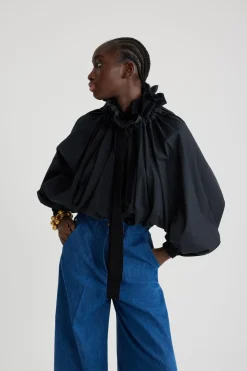 Drawstring collar top in organic cotton