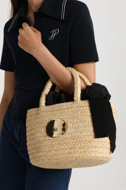 Iconic basket in raffia