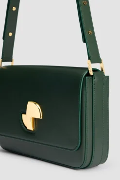 Le Classic Lock bag in leather