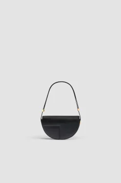 Le Petit Patou bag in leather