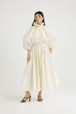 Long volume skirt in recycled faille
