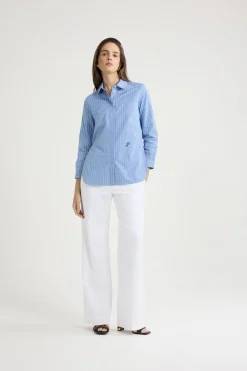 Tailored shirt in printed organic cotton poplin
