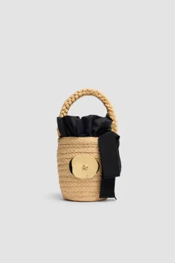Iconic bucket bag in raffia
