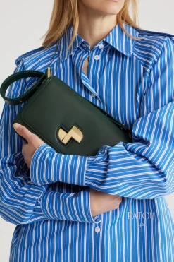 Le Classic Lock bag in leather